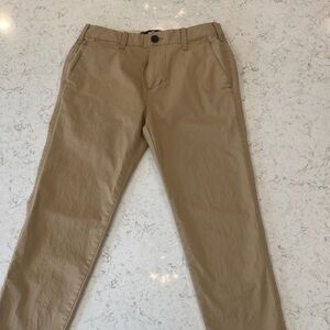 Hollister Men's Khaki Slim Chino Pants
